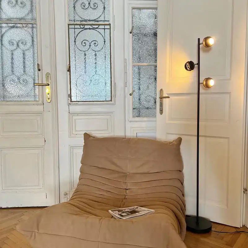 Legnépszerűbb Modern állólámpa 3-lámpás fekete arany belsővel - Buell Deluxe