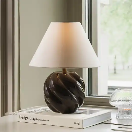 Prémium Globen Lighting asztali világítás DAHLIA, bézs/barna, magasság 31 cm