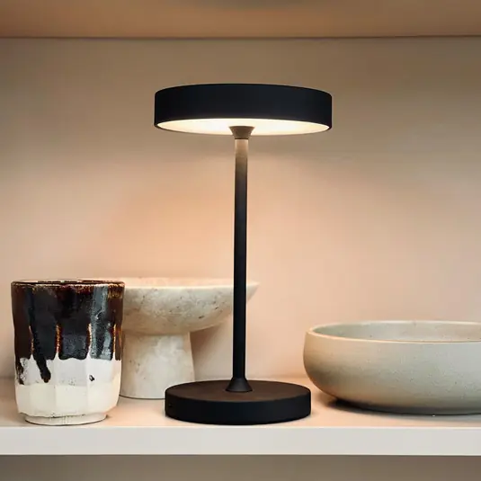 Dyberg Larsen LED tölthető asztali világítás Starlight, fekete, fém Csak ma