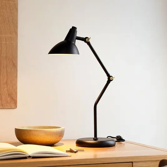 Azonnali szállítás Dyberg Larsen Vela asztali világítás, fekete, magasság 45 cm