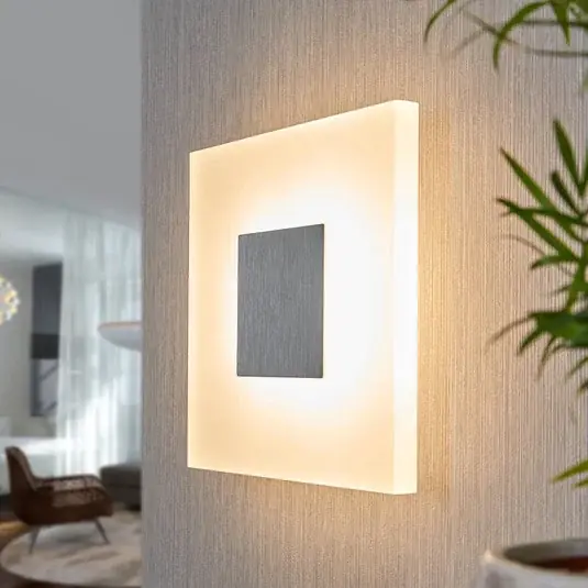 Lucande LED fali lámpa Berlind, 26 cm, fehér, üveg, fém Árengedmény