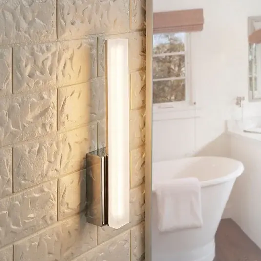 Outlet Lucande LED fürdőszoba fali lámpa Julie, 32 cm magas, króm, IP44