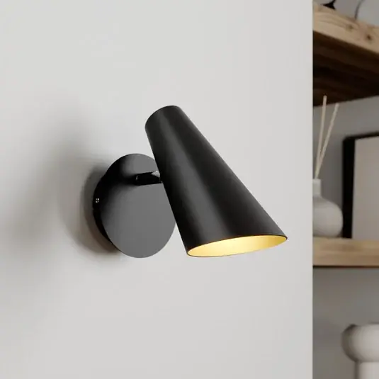 Azonnali szállítás Lucande fali lámpa Wibke, magasság 24 cm, fekete, arany, fém