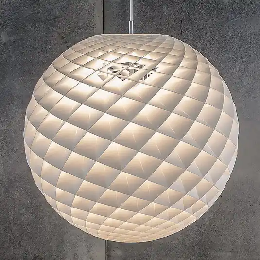 Különleges ajánlat Louis Poulsen Patera függő lámpa, matt fehér, 60 cm