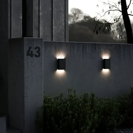 Vásárlói kedvenc LED kültéri fali 15 x 21cm fekete összecsukható