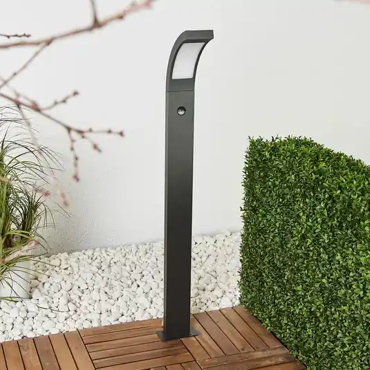 Akciós ár Lucande LED-es Juvia útvilágítás, 100 cm, mozgásérzékelő, IP54