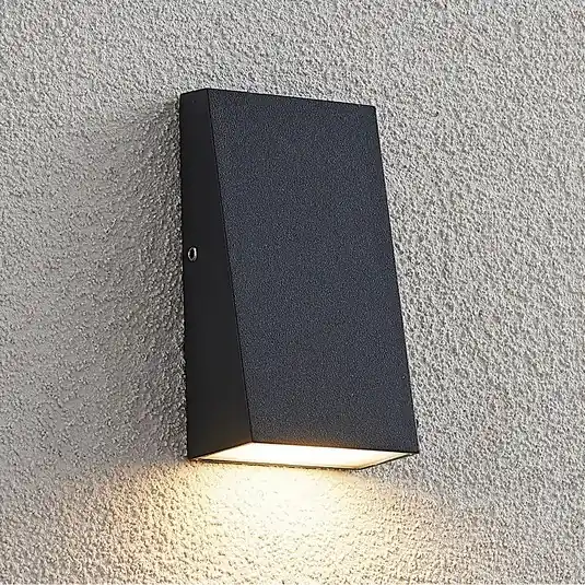 Lucande Adarey LED kültéri fali lámpa, IP54 Outlet