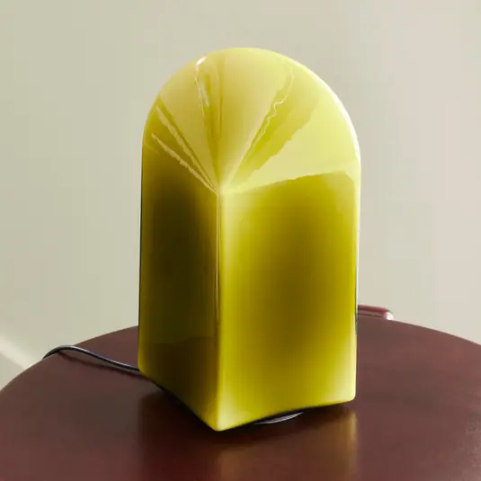 HAY Parade LED asztali lámpa mohazöld magasság 24 cm Népszerű