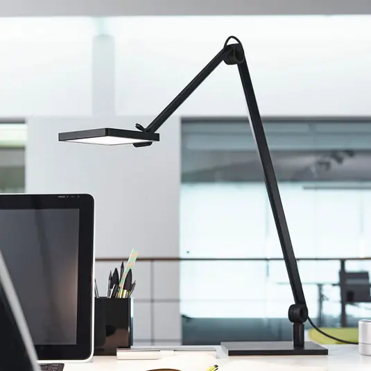 Árengedmény LED asztali lámpa PARA.MI FTL 108 R fekete 940