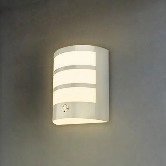 Szuper ajánlat LED újratölthető kültéri fali lámpa 3793014, króm színű, fényerőszabályozó, IP44