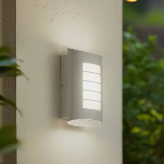 Árcsökkenés Lindby Ismael LED kültéri fali világítás, fehér, alumínium, magasság 26,8 cm