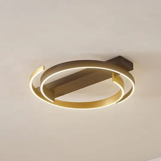 Lucande LED mennyezeti lámpa Natsuma, fekete/arany, fém, Ø 50 cm Prémium